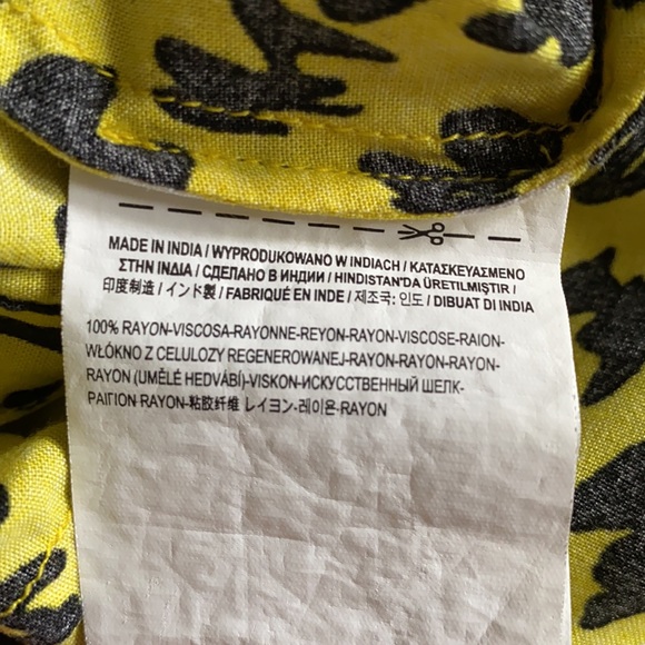 Vans Off the Wall | Reflektor Animal Print Shorts (M) - Picture 10 of 13